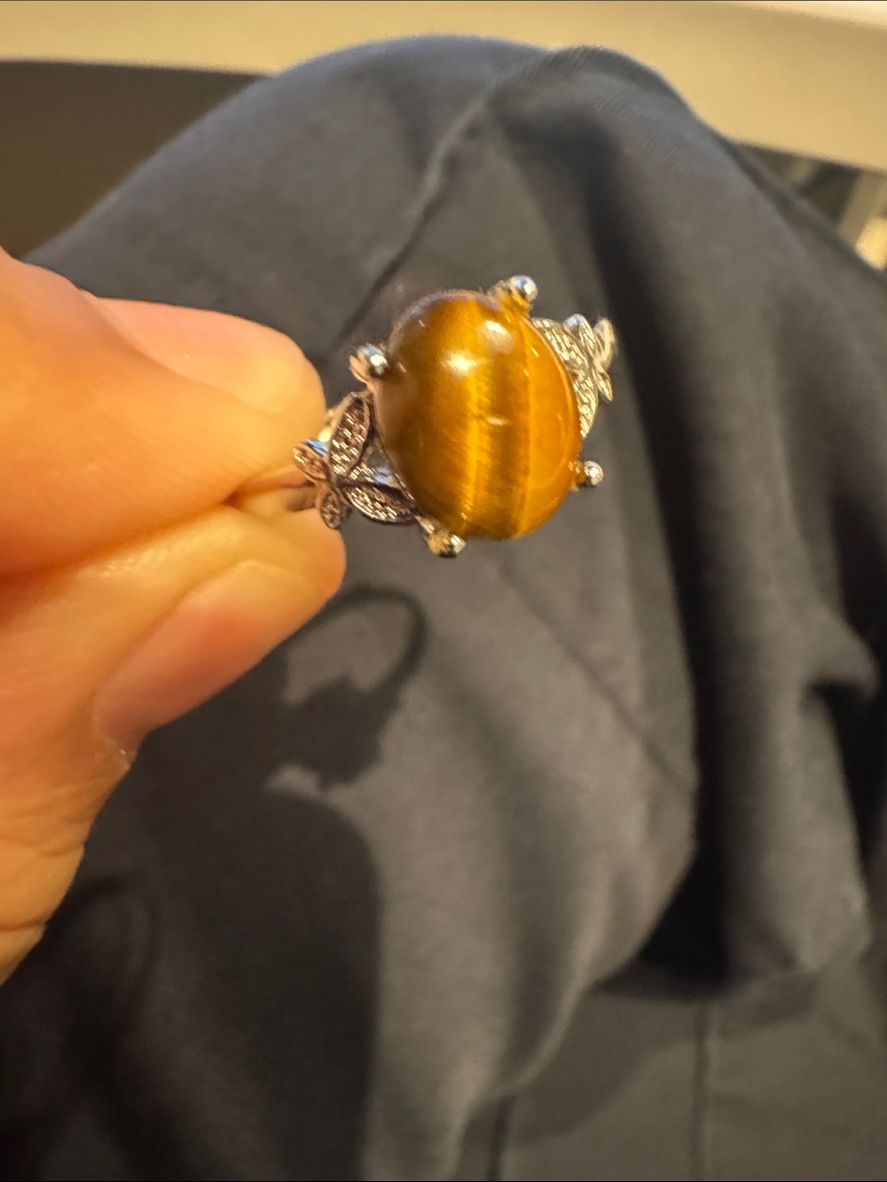 Tiger's Eye adjustable Silver tone Ring with Yellow Tiger Eye Cabochon - Picture 2 of 8